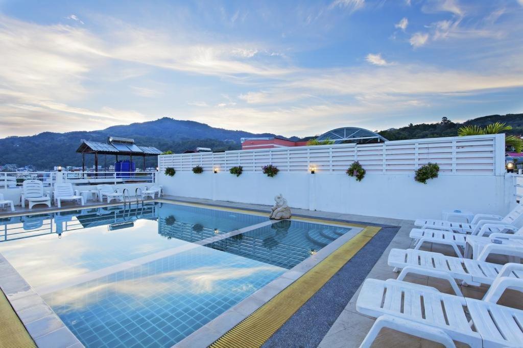 Garden Phuket Hotel Patong Exterior photo
