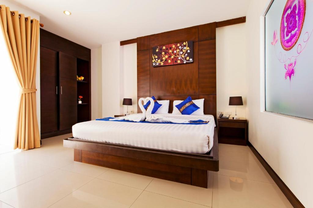 Garden Phuket Hotel Patong Room photo