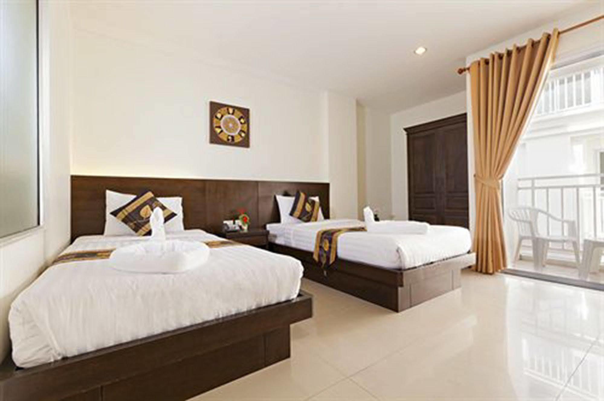 Garden Phuket Hotel Patong Exterior photo